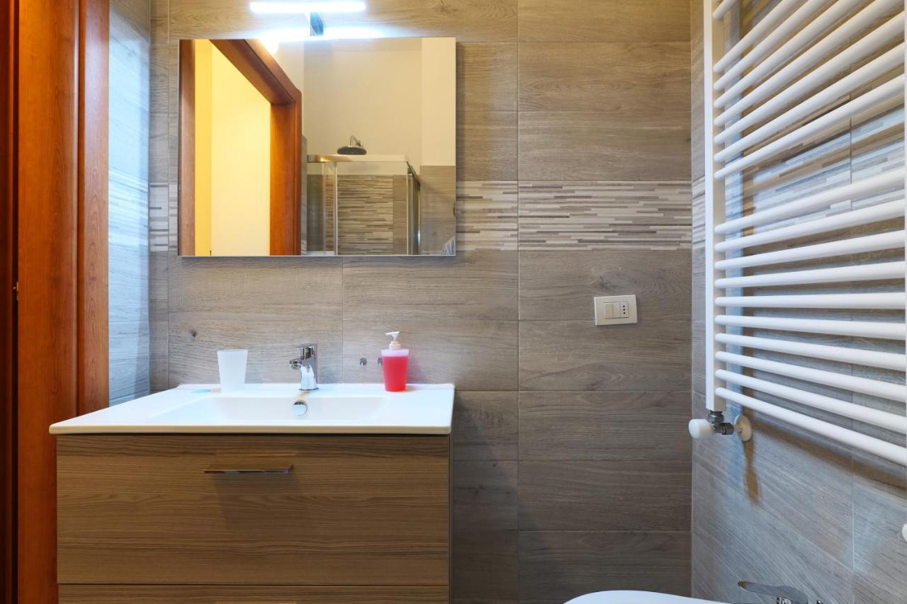 Appartamento Primopiano - Scalvini Milano Esterno foto